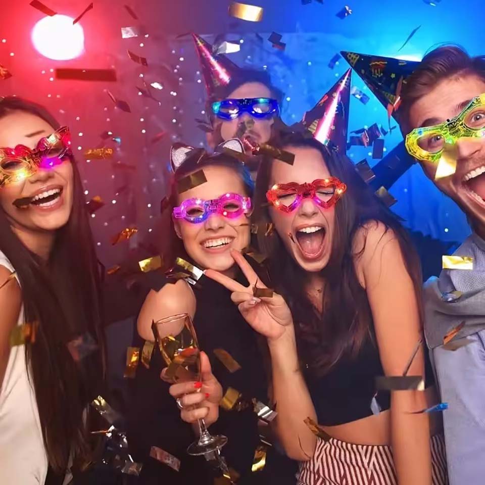 Gafas que brillan en la oscuri - Glow In The Dark Party Glasses reseña y precio